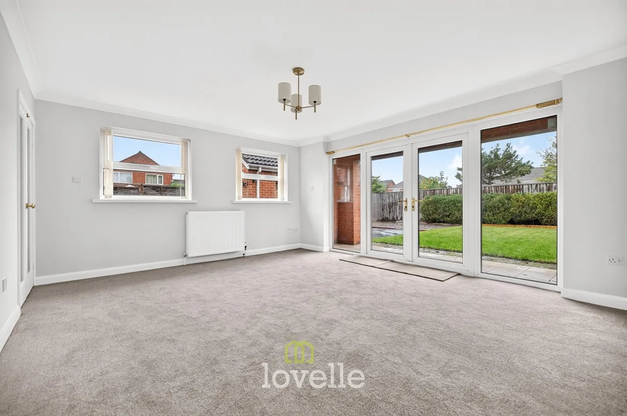 Carmen Crescent, Holton-Le-Clay, DN36, photo 5