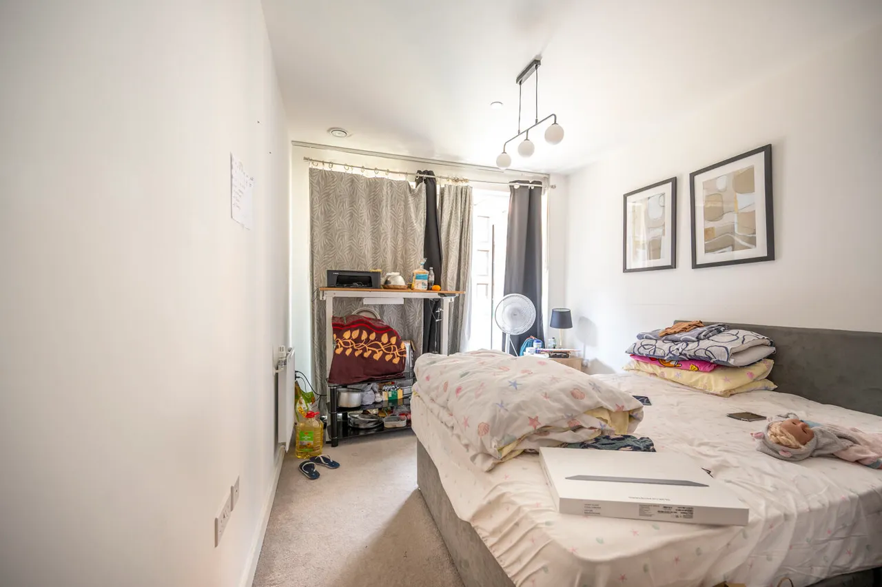 4 St Pier Court, 20 Thunderer Street, London, photo 8