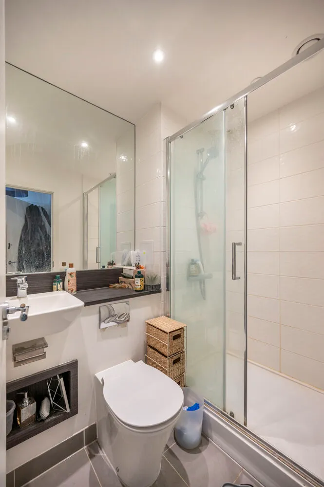 4 St Pier Court, 20 Thunderer Street, London, photo 6