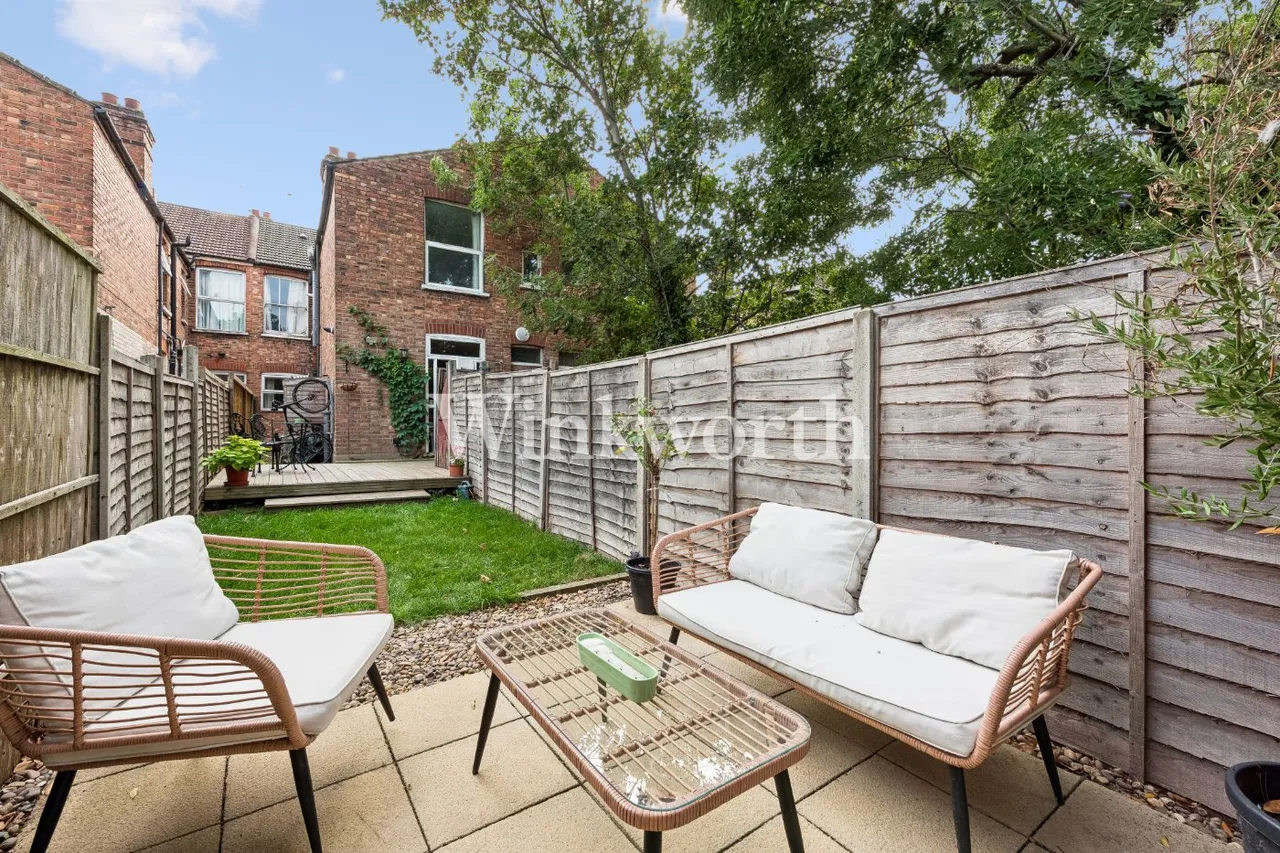 Lansdowne Road, London, N17, photo 3