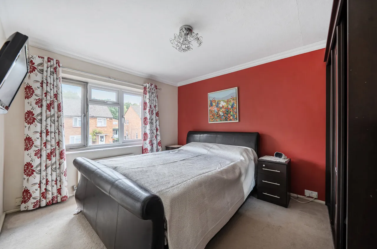 Thornyhurst Road, Mytchett, Camberley, Surrey, GU16 6EN, photo 5
