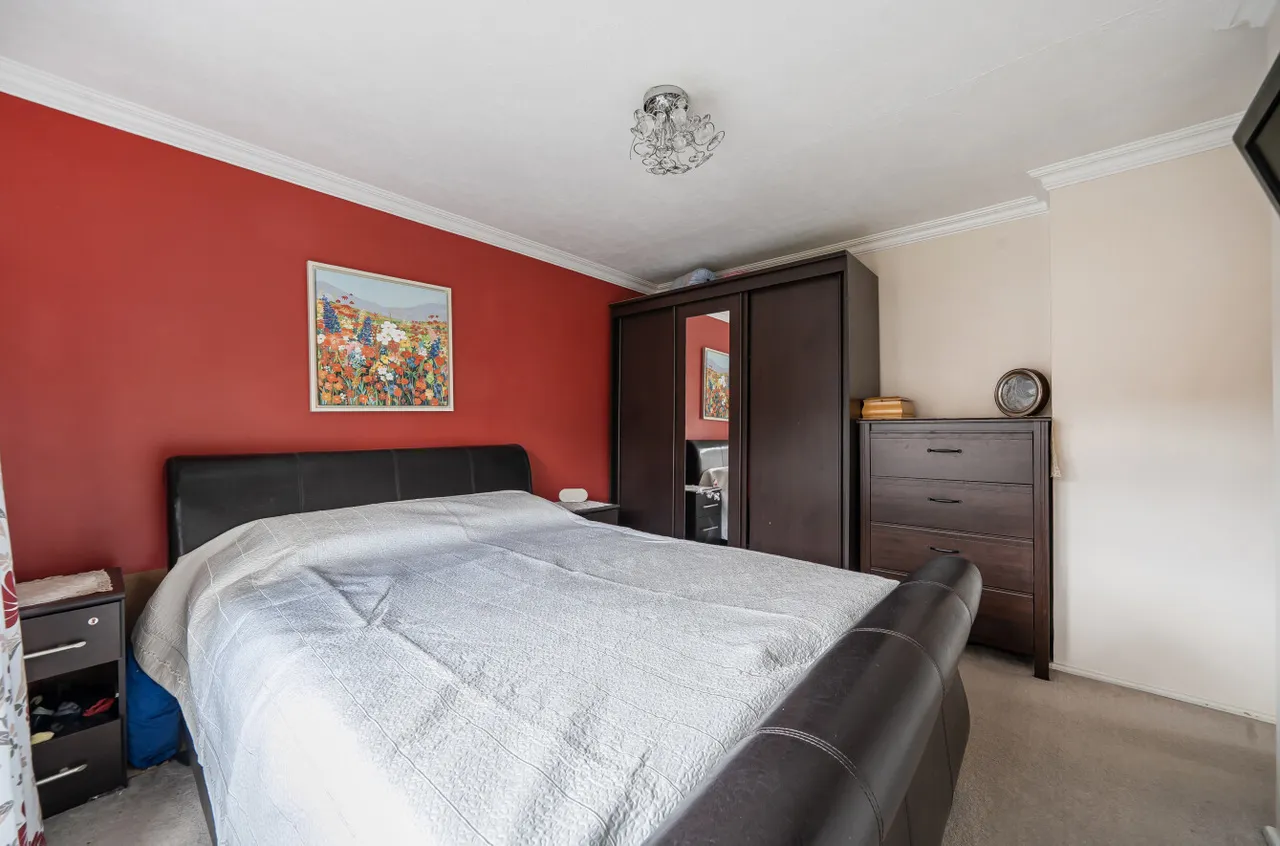 Thornyhurst Road, Mytchett, Camberley, Surrey, GU16 6EN, photo 14