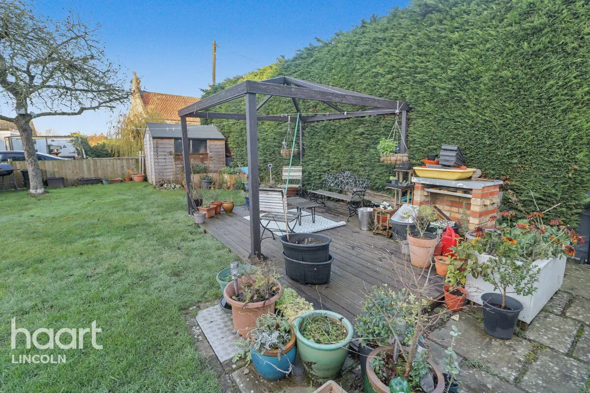 High Street, Reepham, LN3, photo 20
