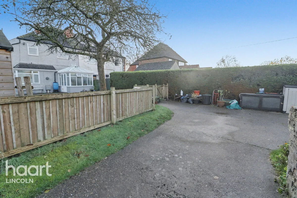 High Street, Reepham, LN3, photo 23