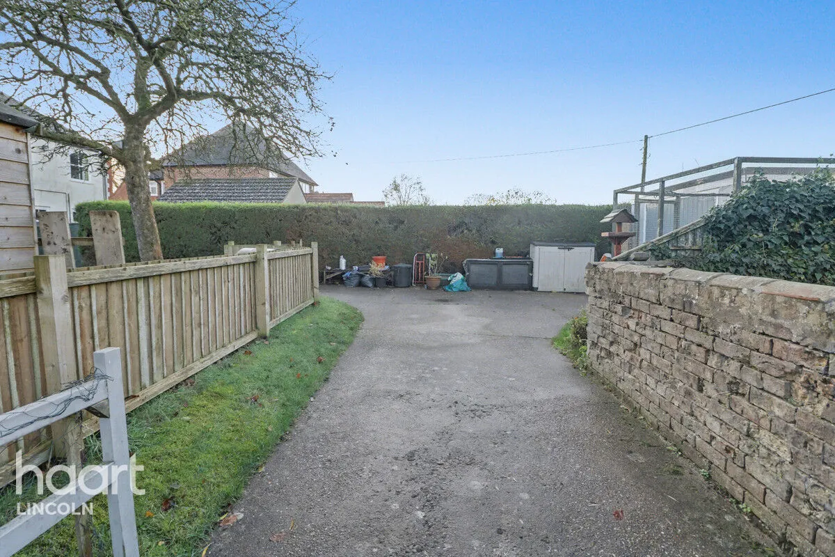 High Street, Reepham, LN3, photo 25