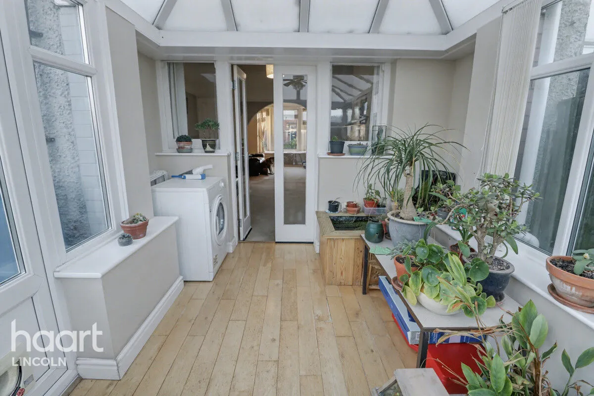 High Street, Reepham, LN3, photo 7