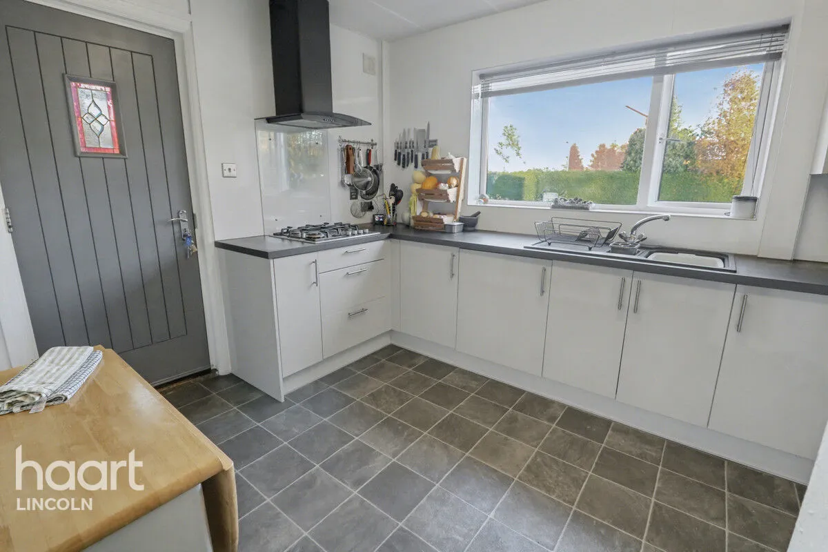 High Street, Reepham, LN3, photo 8