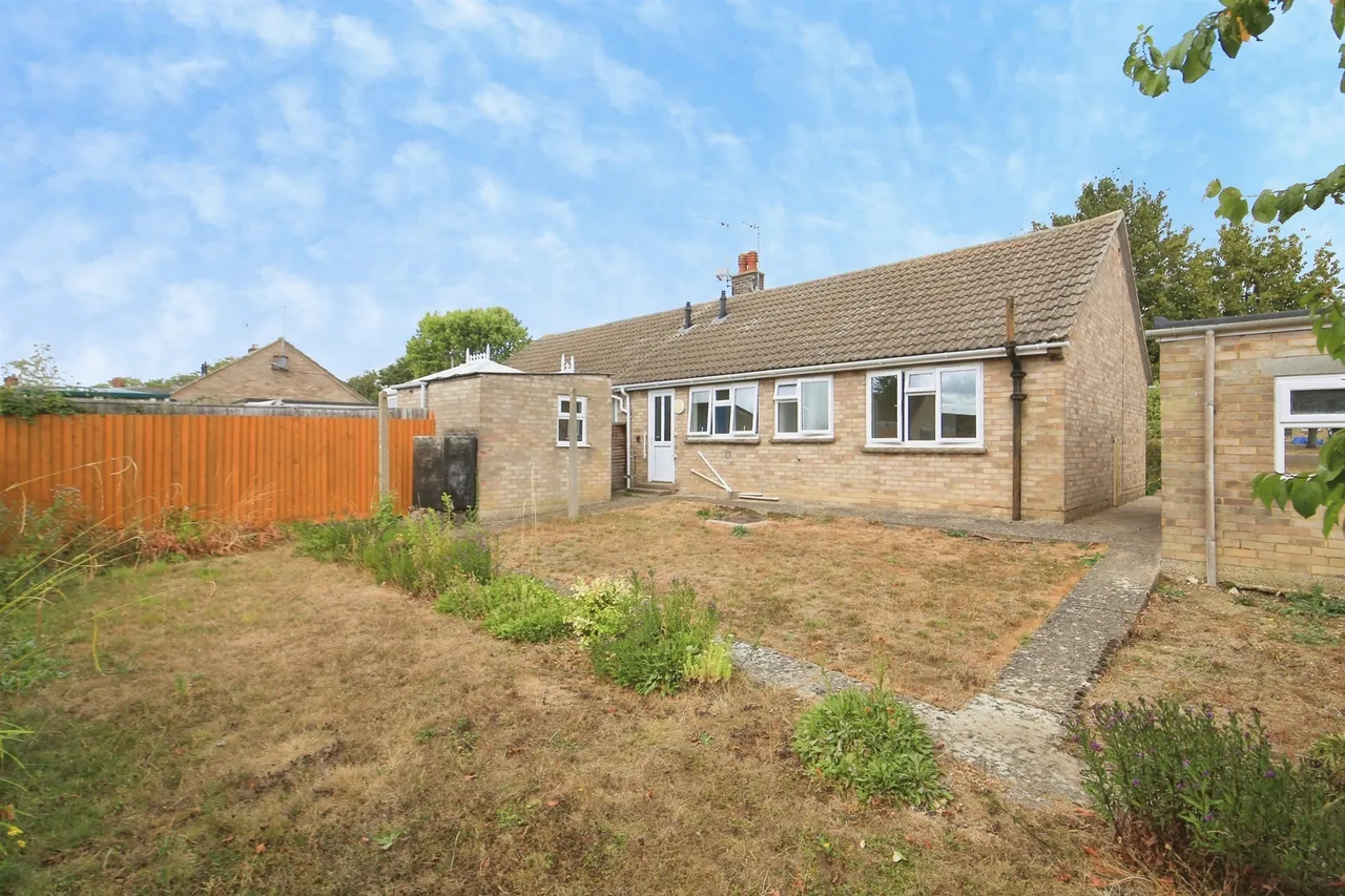 Moyne Road, Sawtry, Huntingdon, photo 11