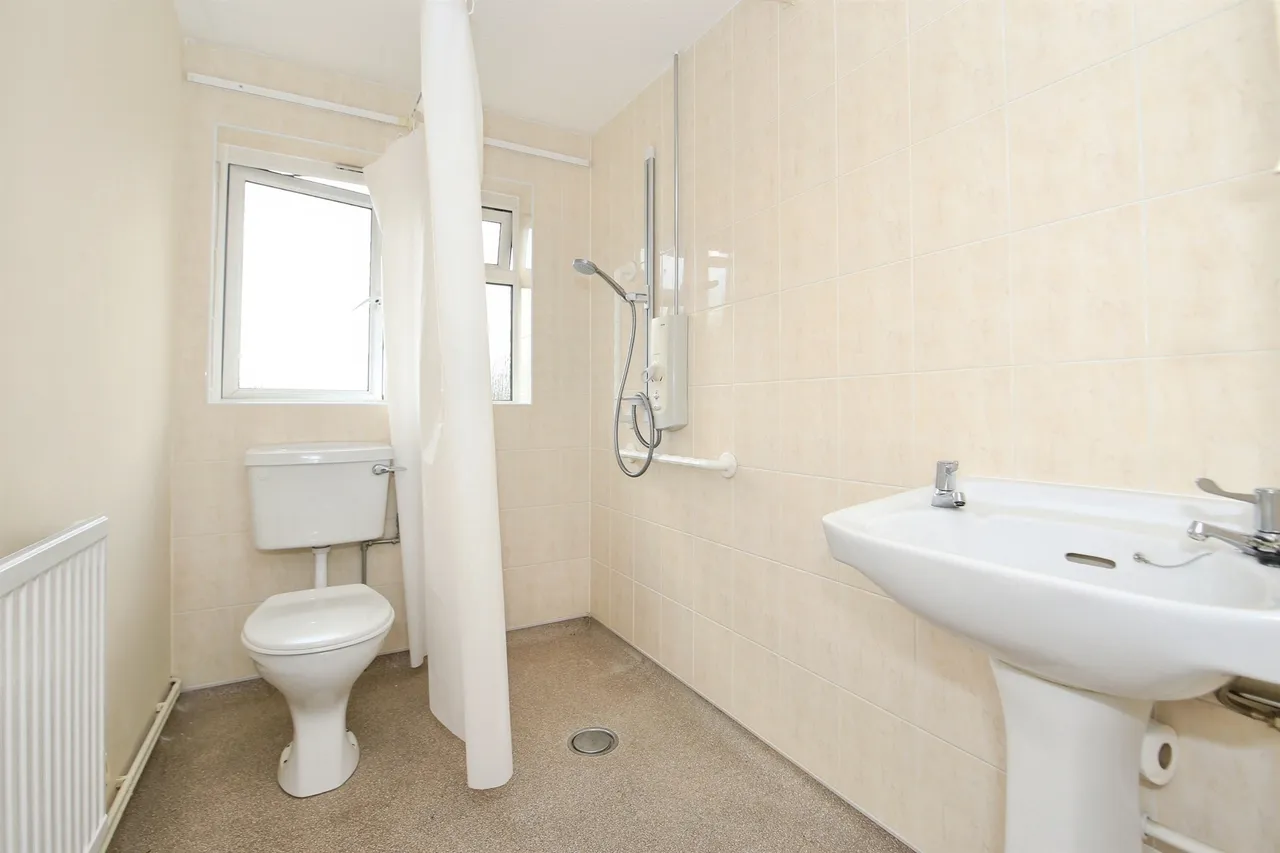 Moyne Road, Sawtry, Huntingdon, photo 10