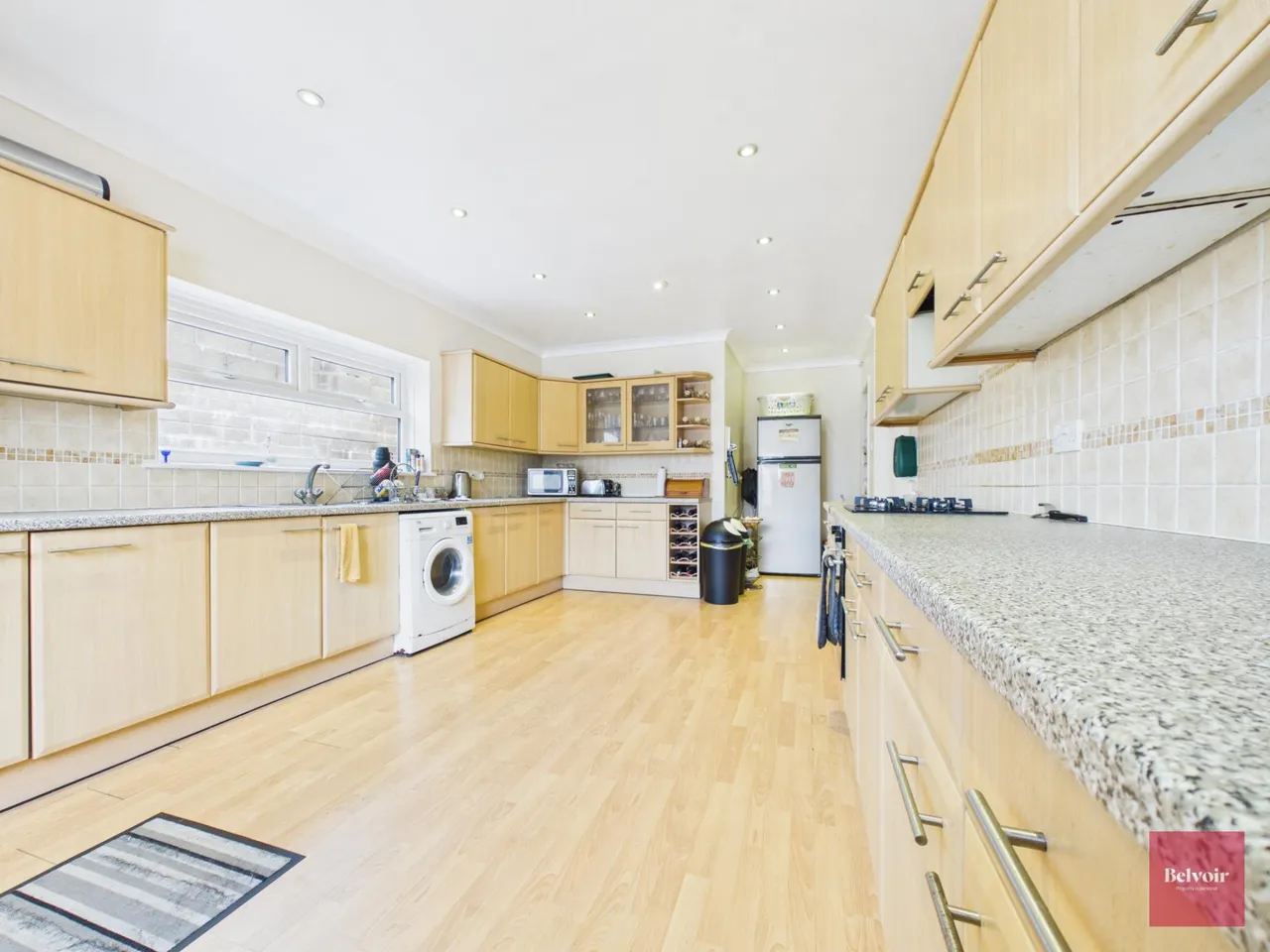 Carmarthen Road, Fforestfach, SA5, photo 7