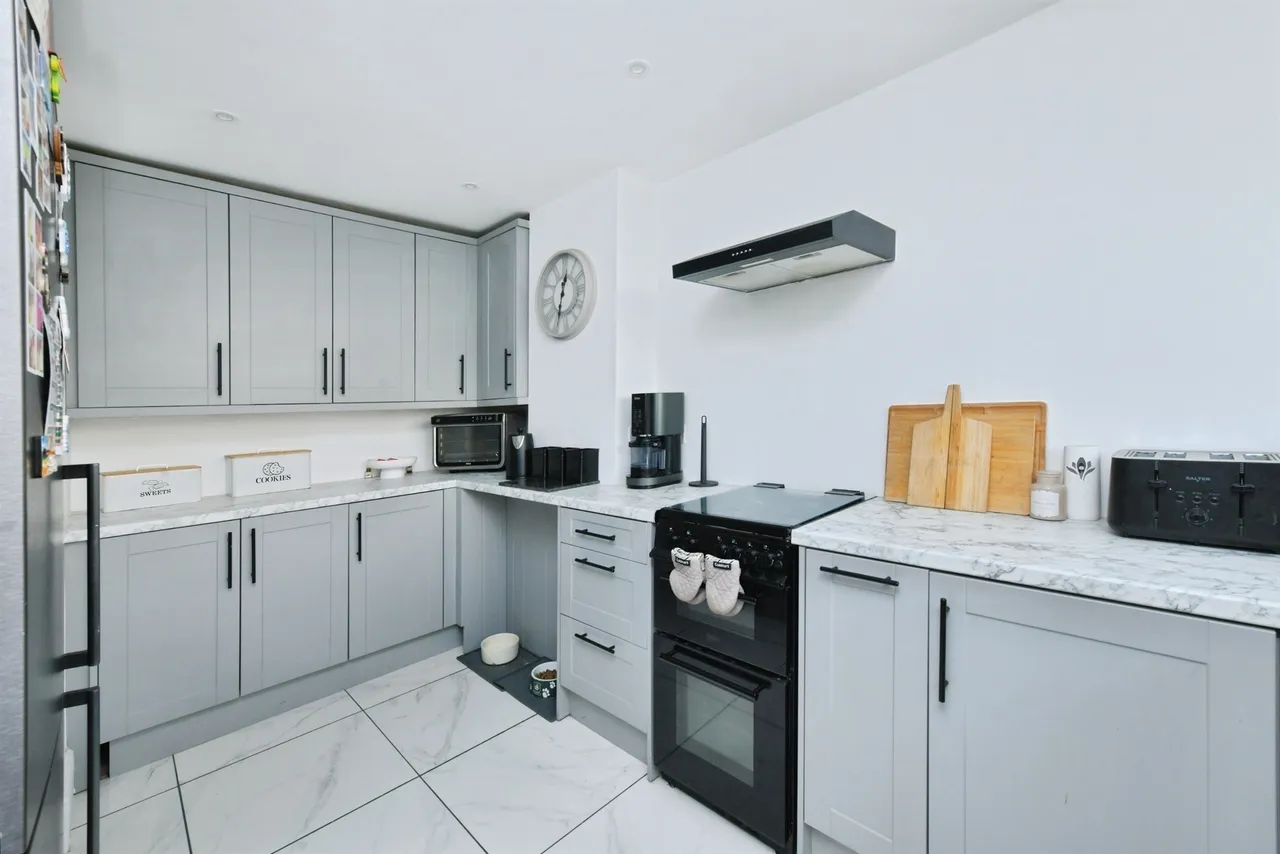 Cromer Walk, Plymouth, PL6, photo 11