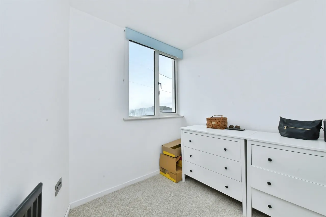 Cromer Walk, Plymouth, PL6, photo 15
