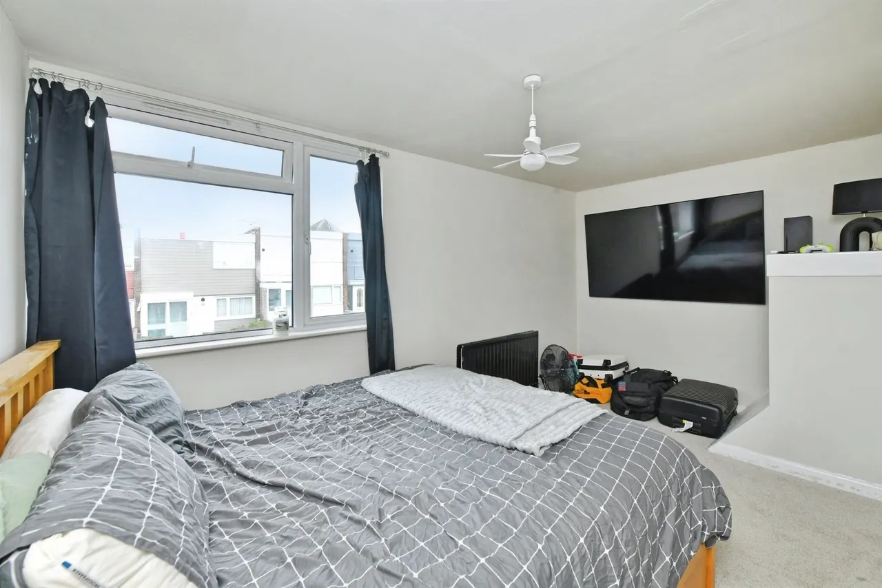Cromer Walk, Plymouth, PL6, photo 12