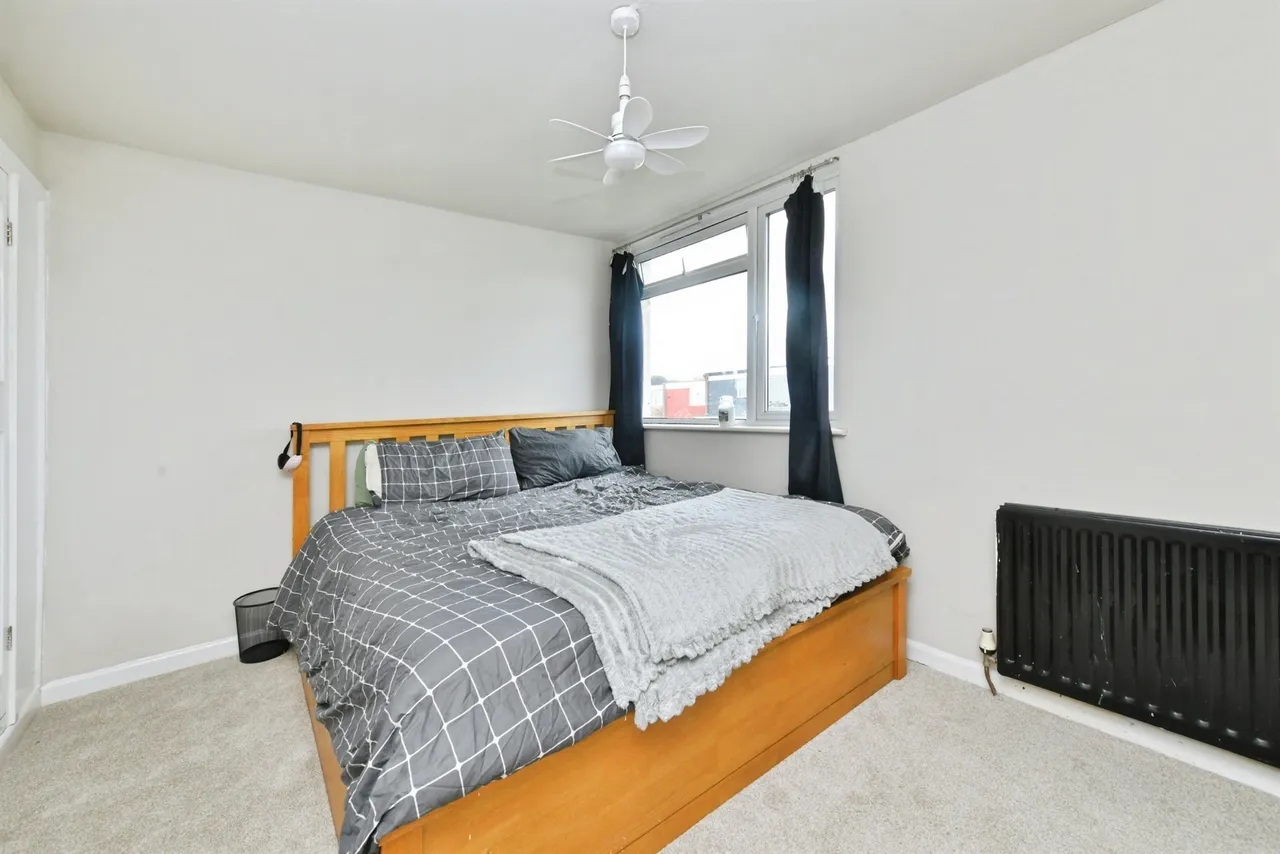 Cromer Walk, Plymouth, PL6, photo 13