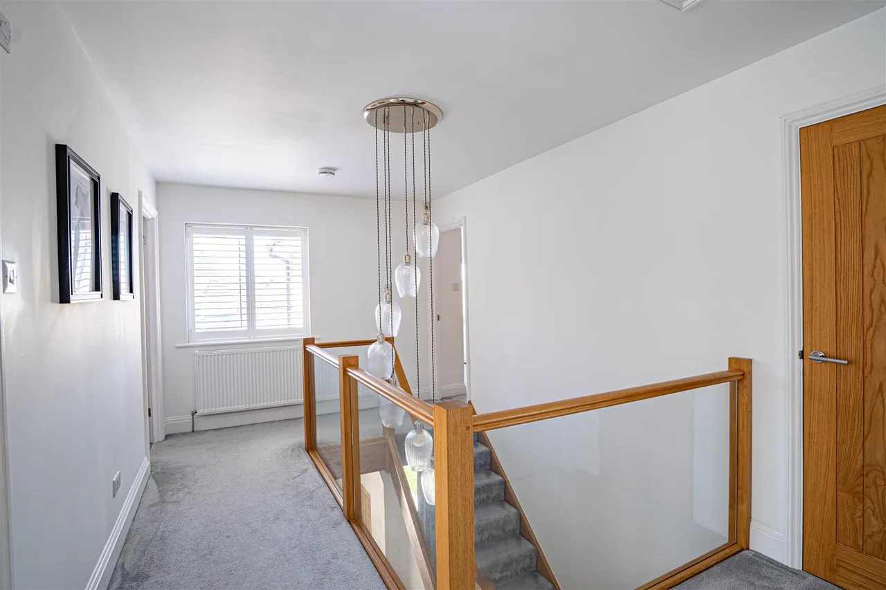 Rushmere Rise, St. Leonards-On-Sea, photo 32