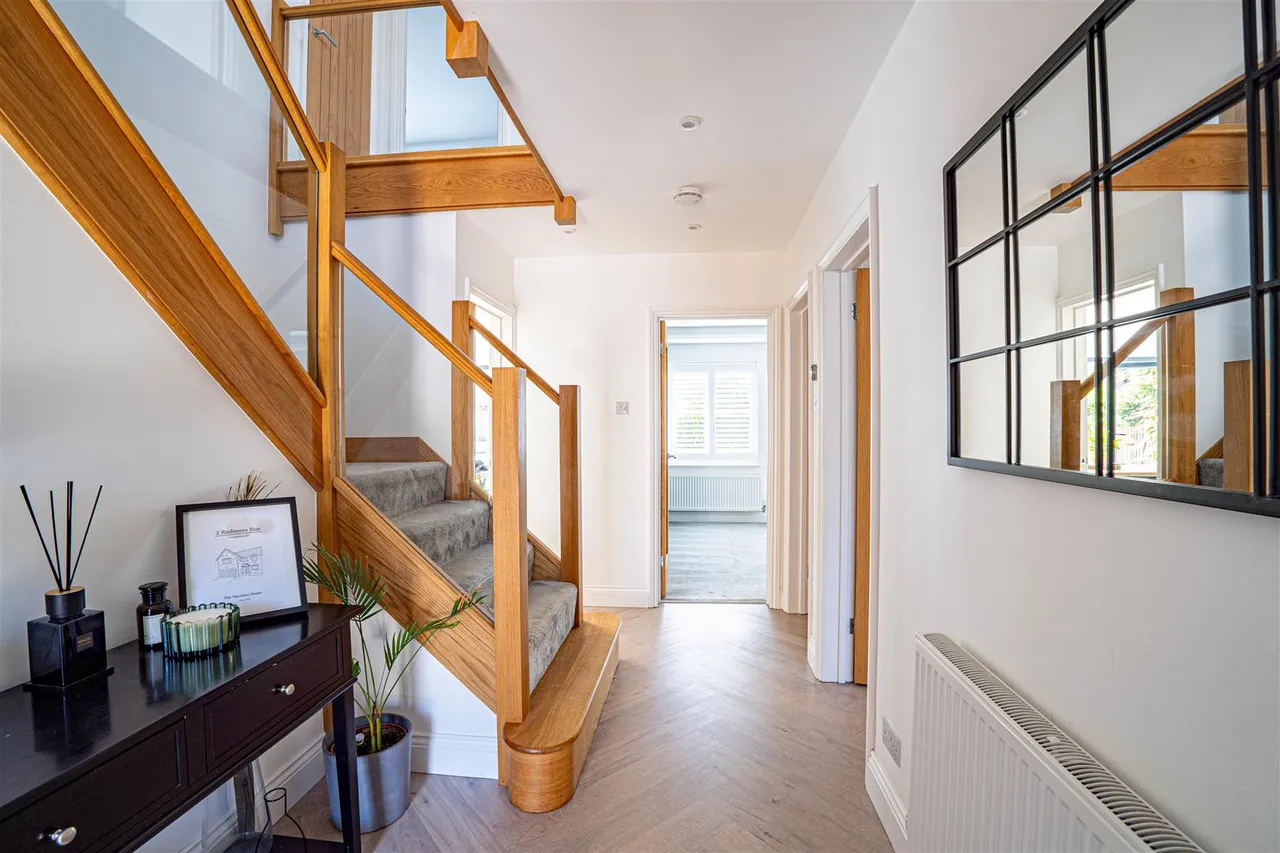 Rushmere Rise, St. Leonards-On-Sea, photo 9
