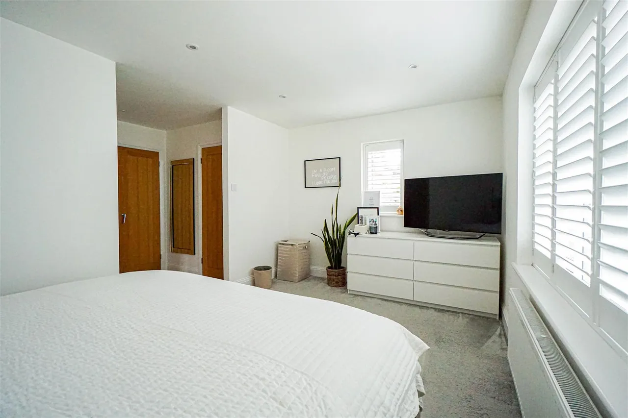 Rushmere Rise, St. Leonards-On-Sea, photo 21