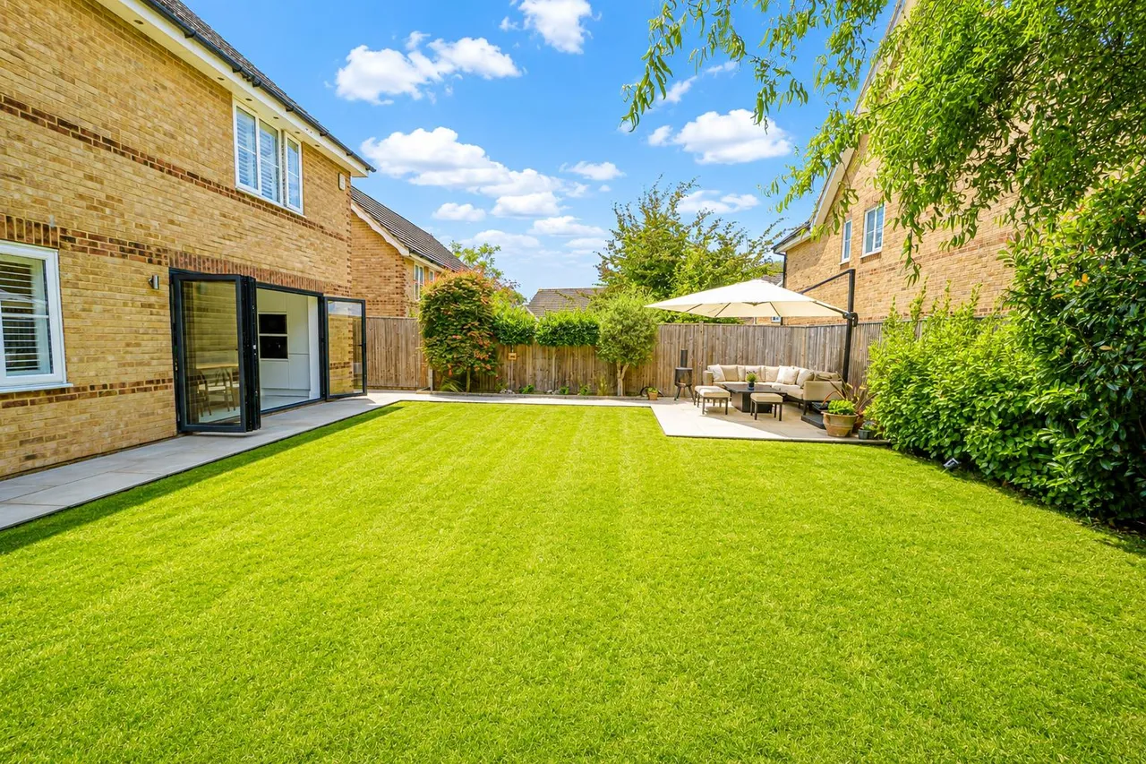 Rushmere Rise, St. Leonards-On-Sea, photo 7