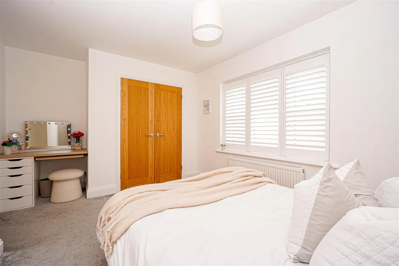 Rushmere Rise, St. Leonards-On-Sea, photo 27