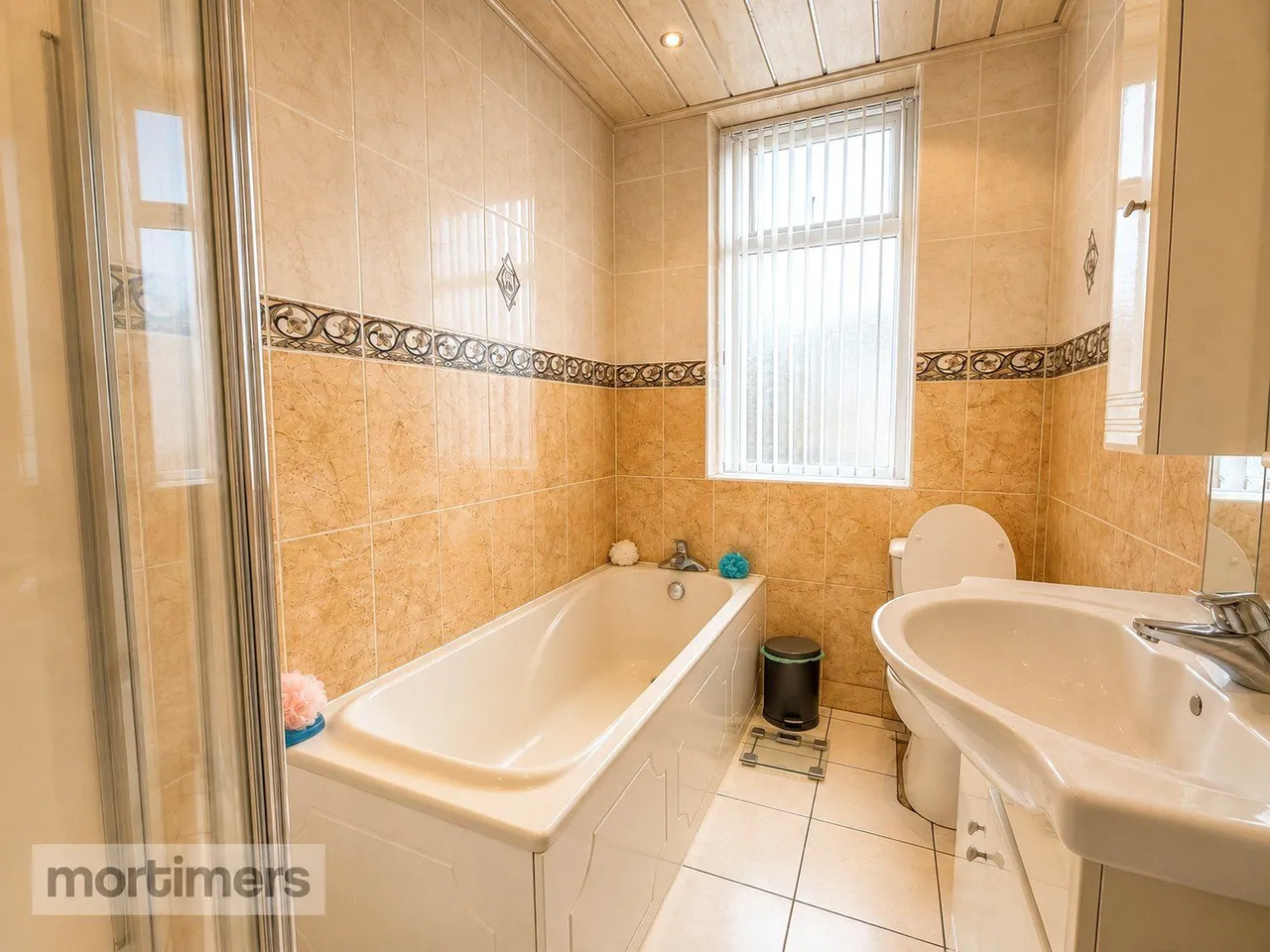 Duke Street, Clayton Le Moors, BB5, photo 12