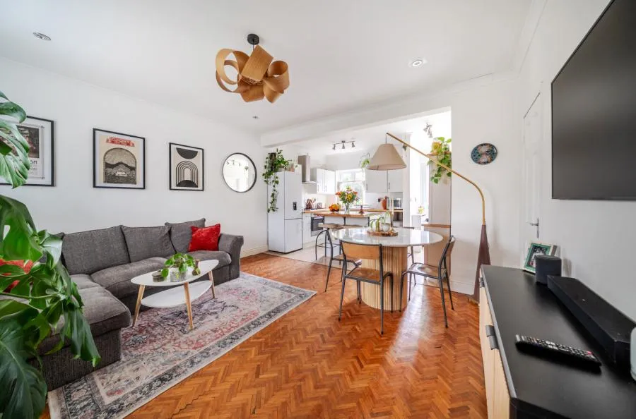 4 bed house for sale, West Crescent, Windsor, SL4
