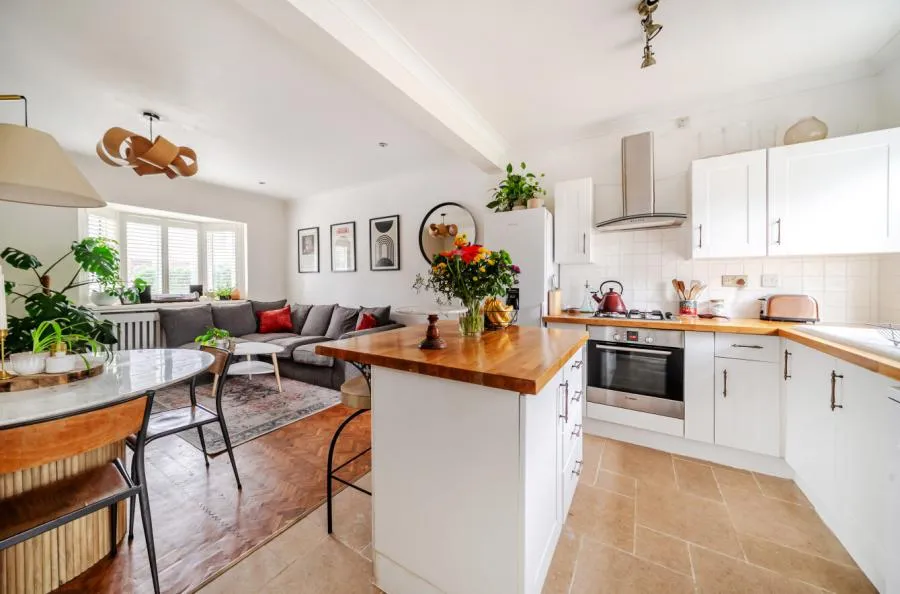 West Crescent, Windsor, SL4, photo 18