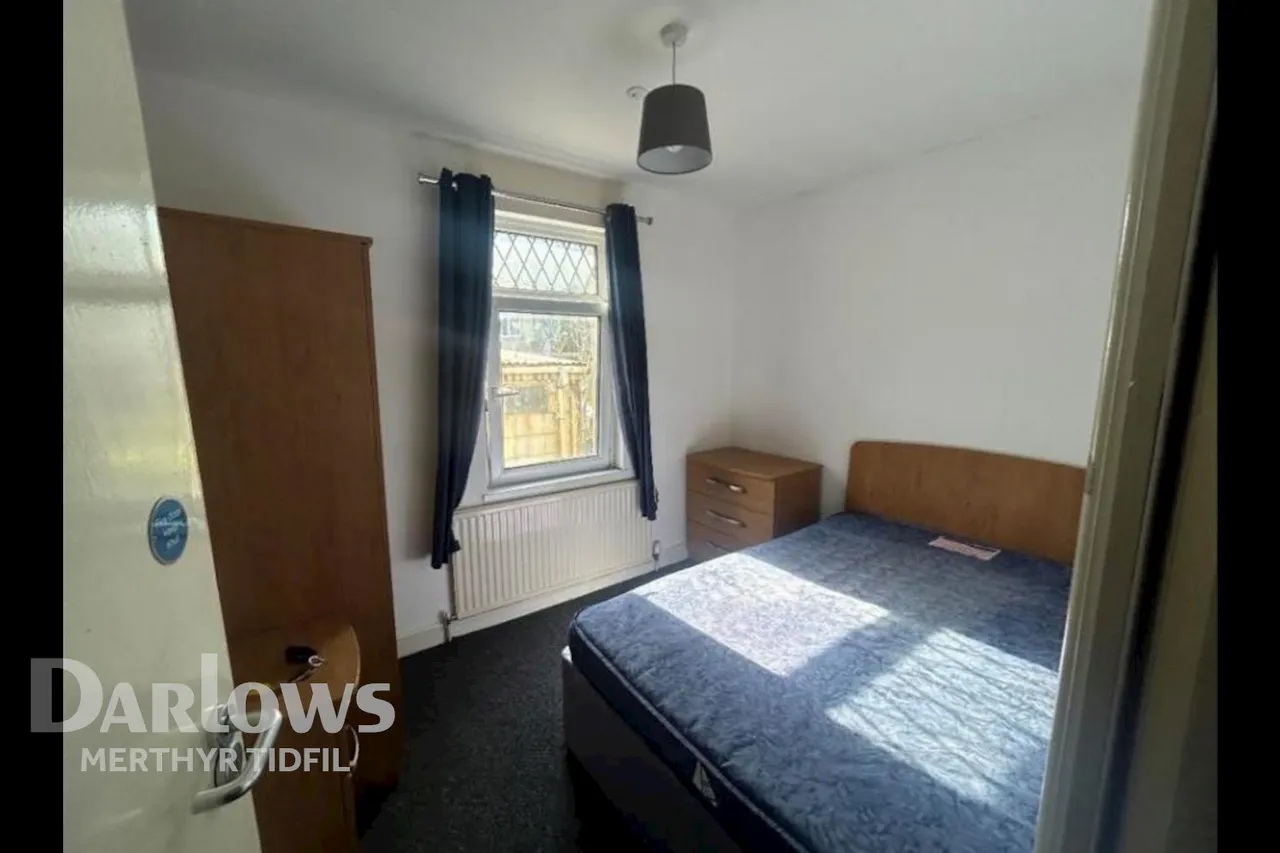 Shared House, Ebbw Vale, NP23, photo 2