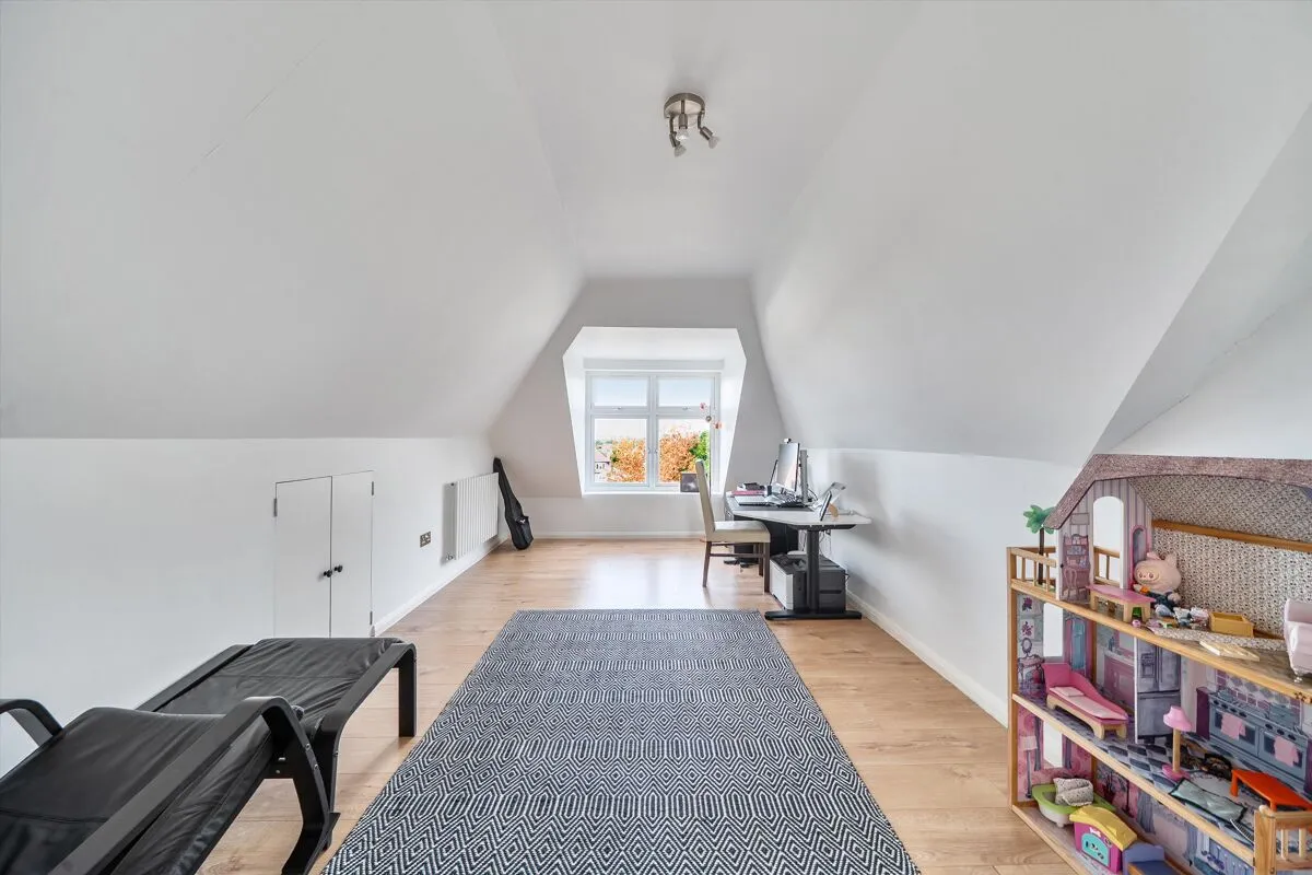 Dobree Avenue, London, NW10, photo 18