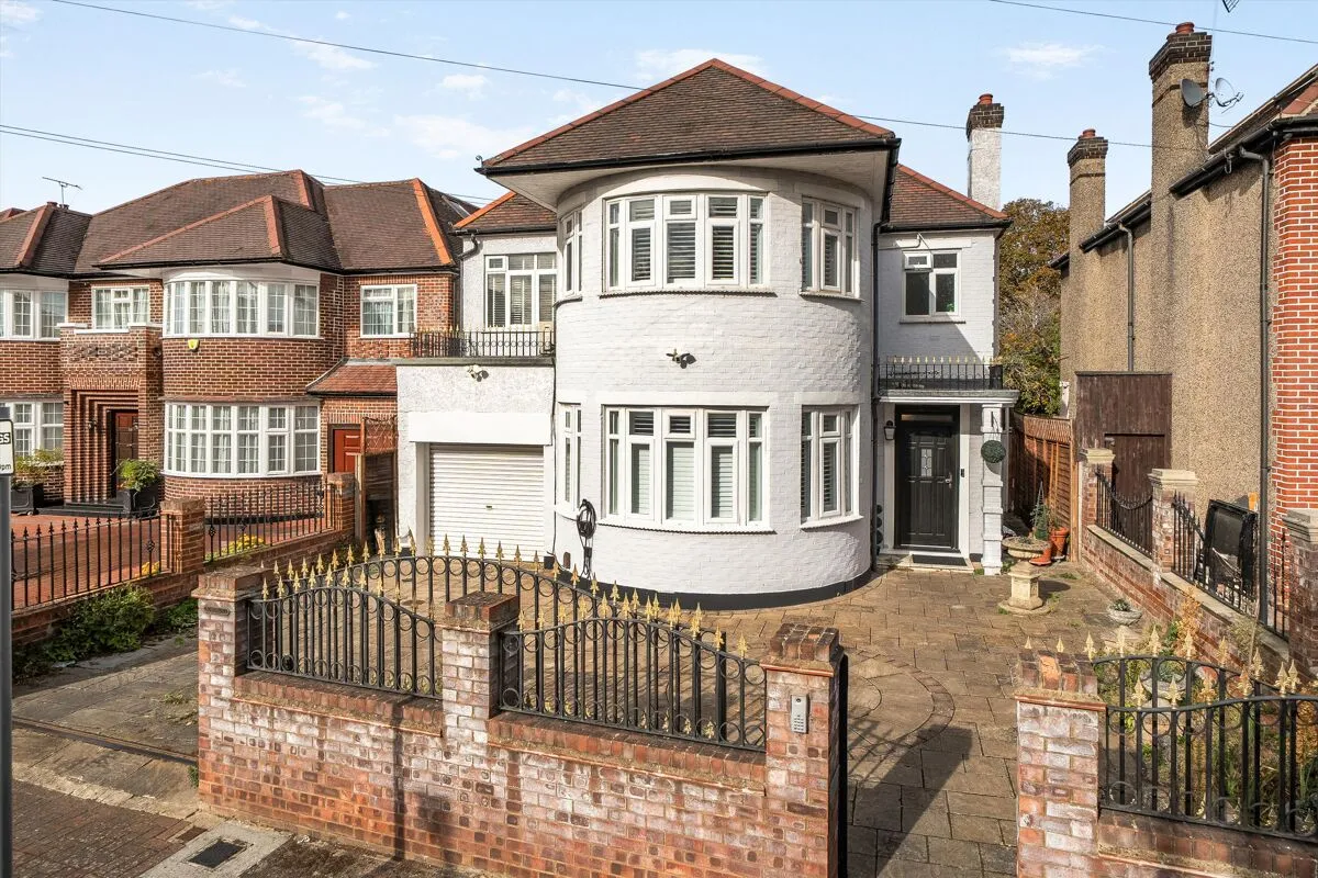 Dobree Avenue, London, NW10, photo 20