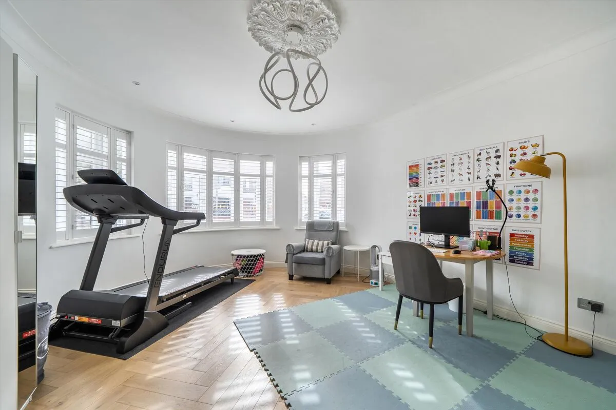 Dobree Avenue, London, NW10, photo 8