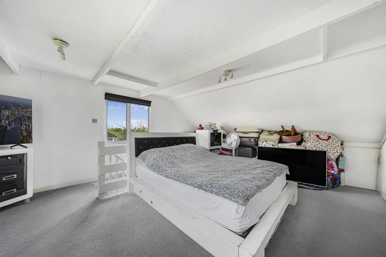 Sewardstone Road, Chingford, E4 7PY, photo 20
