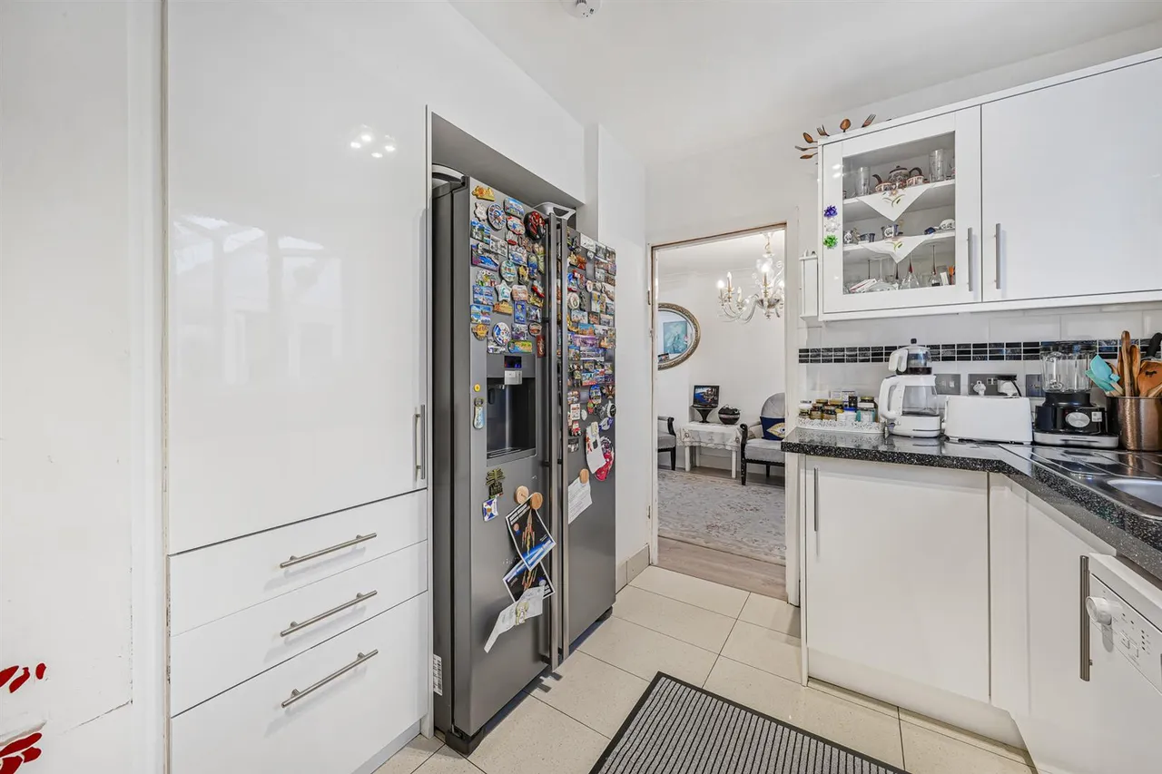Sewardstone Road, Chingford, E4 7PY, photo 5