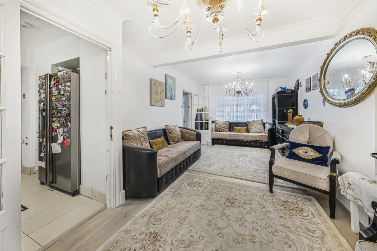 Sewardstone Road, Chingford, E4 7PY, photo 29