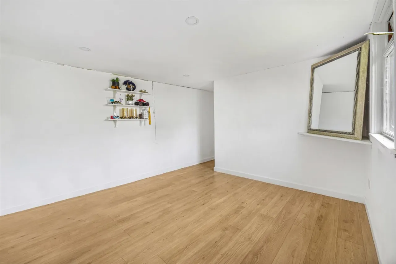 Sewardstone Road, Chingford, E4 7PY, photo 40