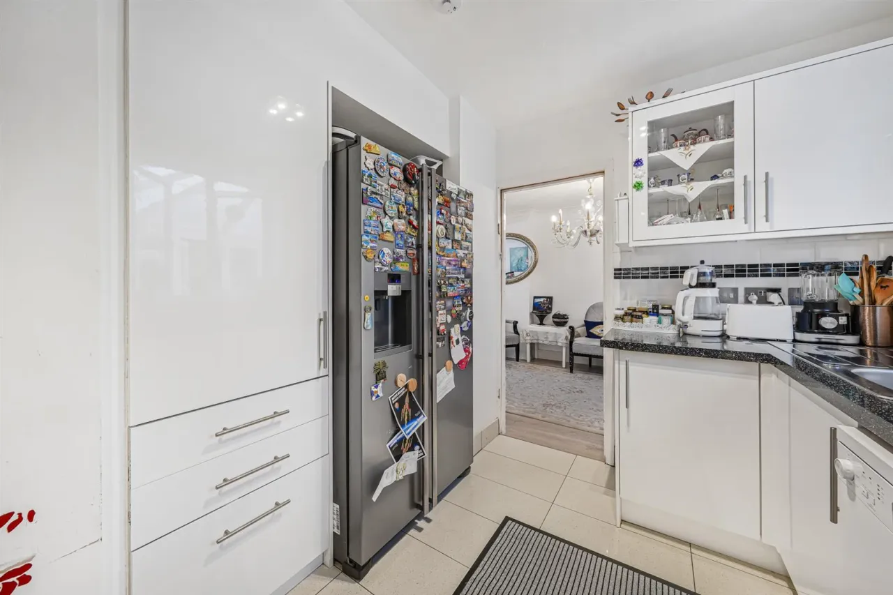 Sewardstone Road, Chingford, E4 7PY, photo 32