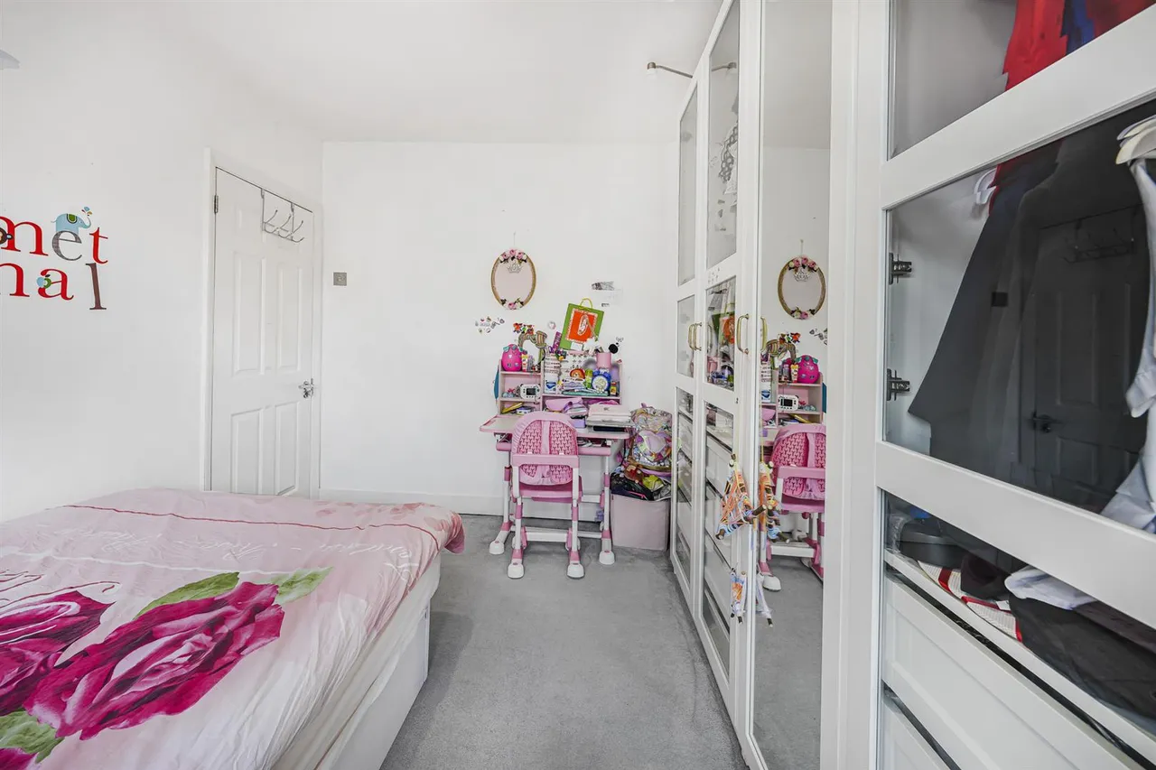 Sewardstone Road, Chingford, E4 7PY, photo 25