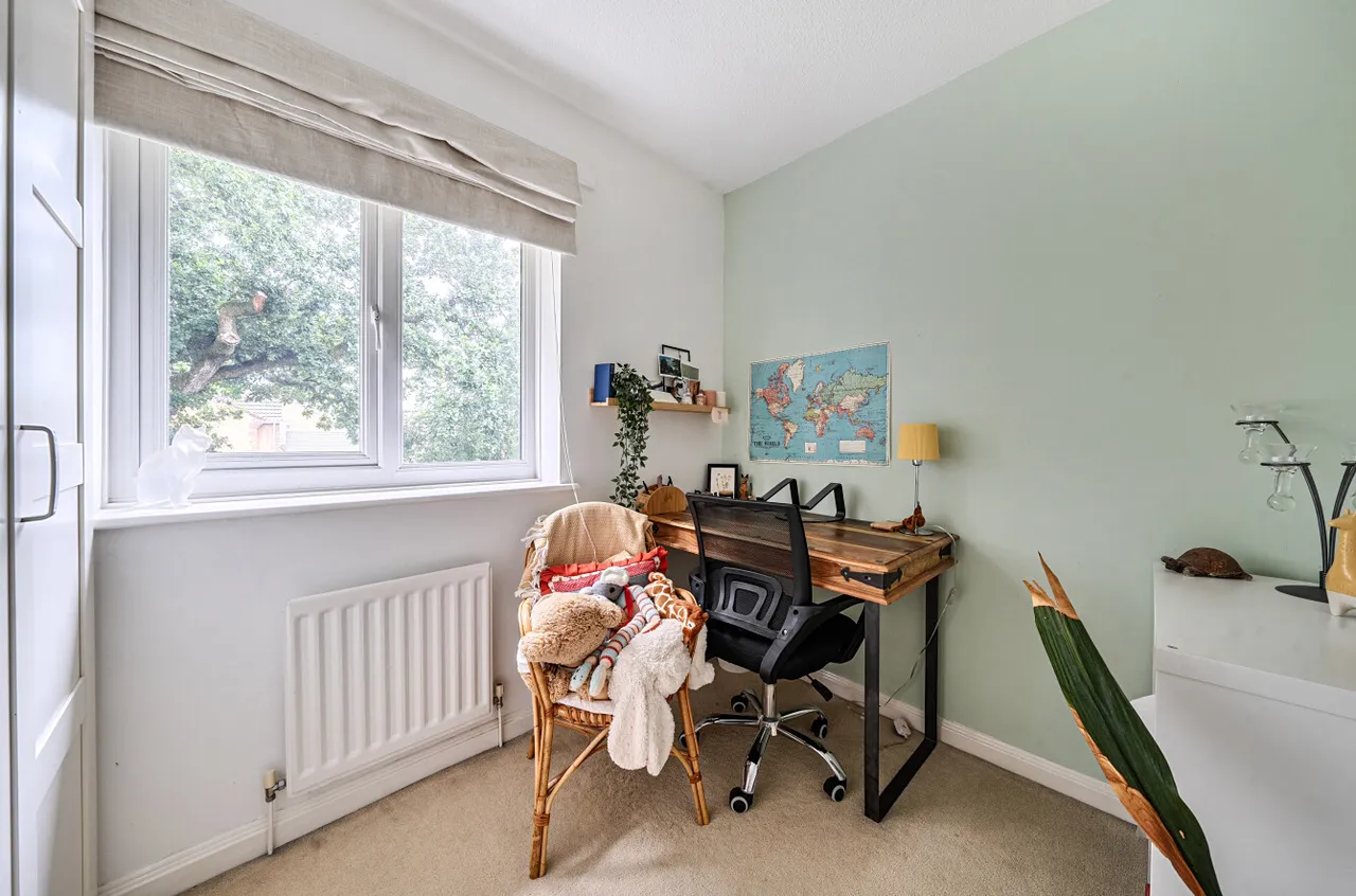 Worcester Crescent, Willand, EX15, photo 17