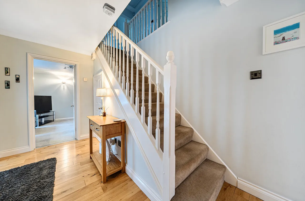 Worcester Crescent, Willand, EX15, photo 5