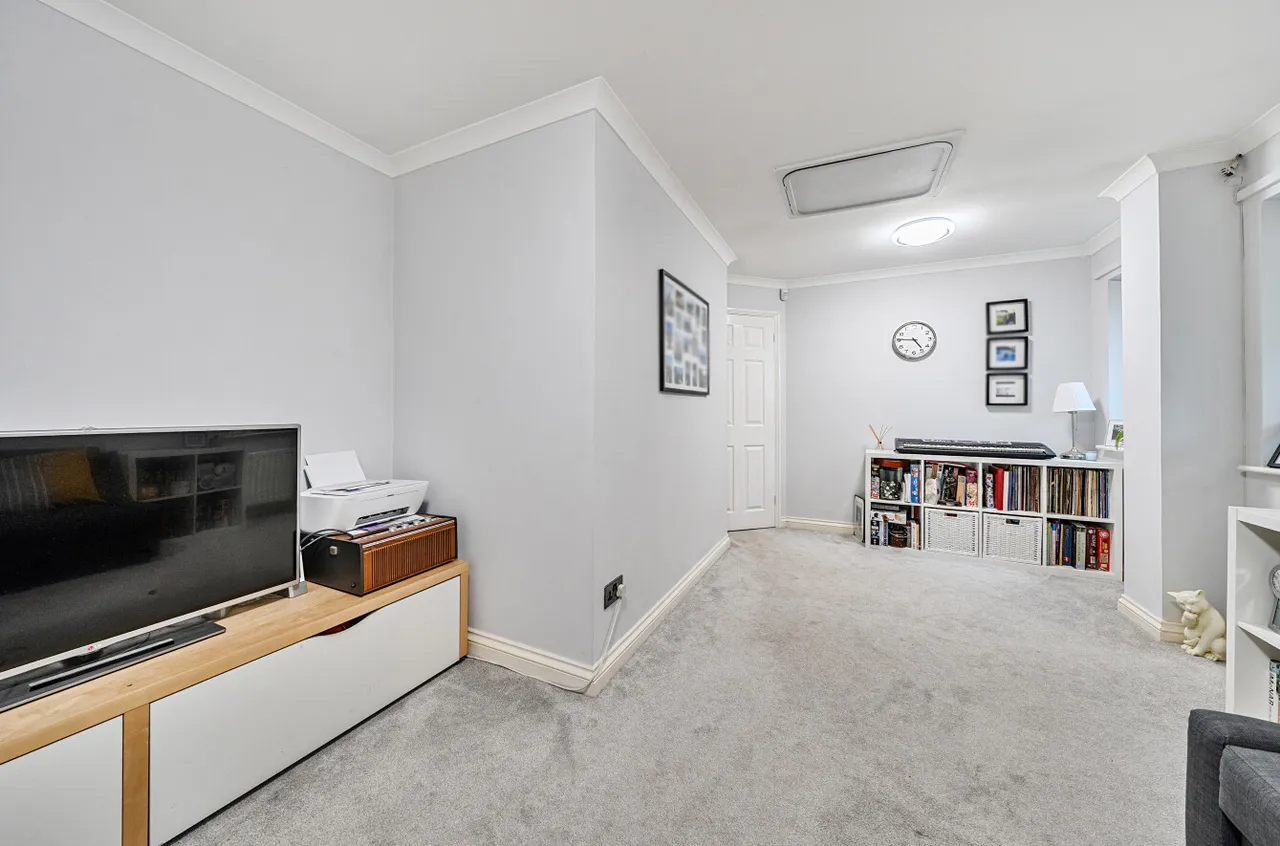 Worcester Crescent, Willand, EX15, photo 20