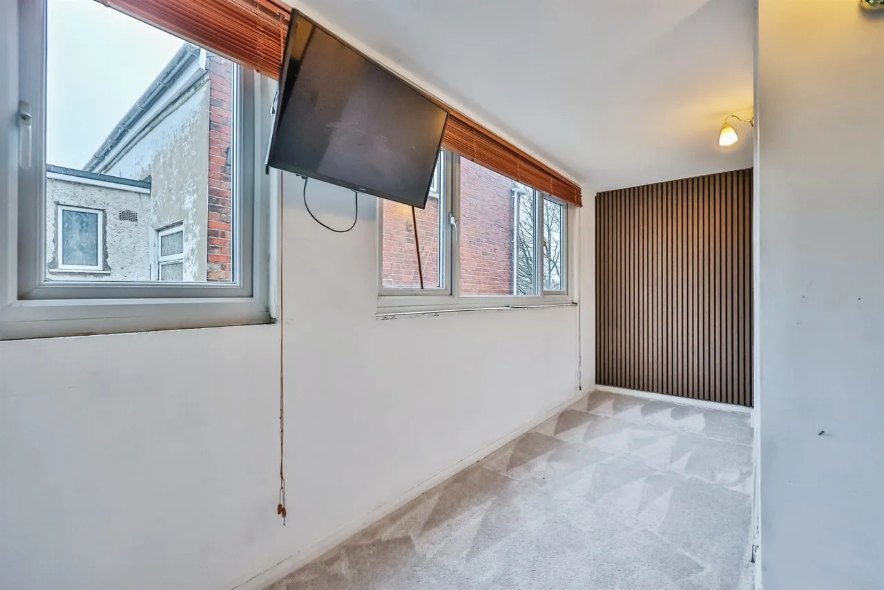 Nuthall Road, Nottingham, NG8, photo 10