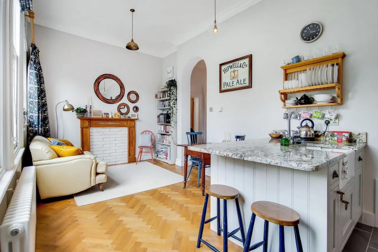 Lawrie Park Road, 79 Lawrie Park Road, Sydenham, London, photo 2