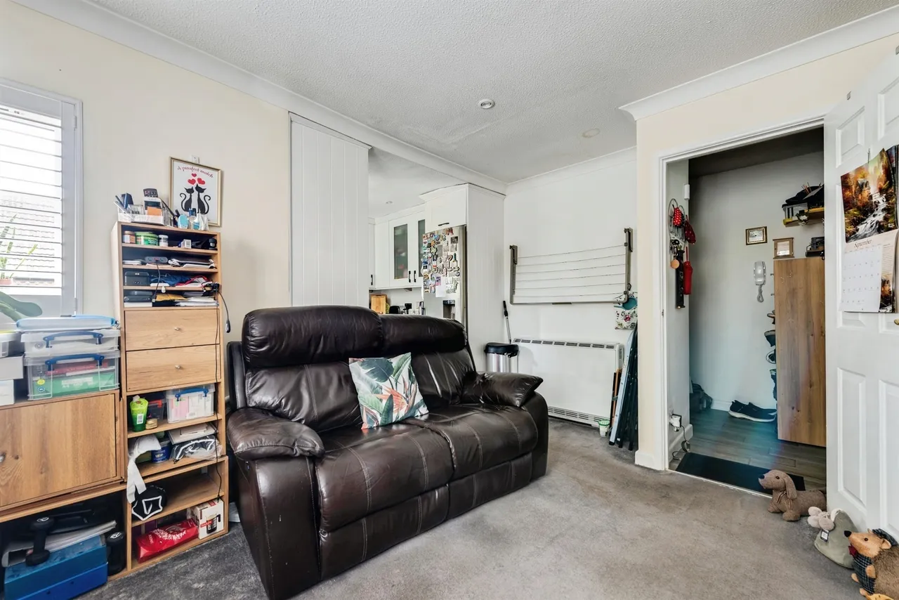 Kelham Hall Drive, Wheatley, Oxford, photo 4