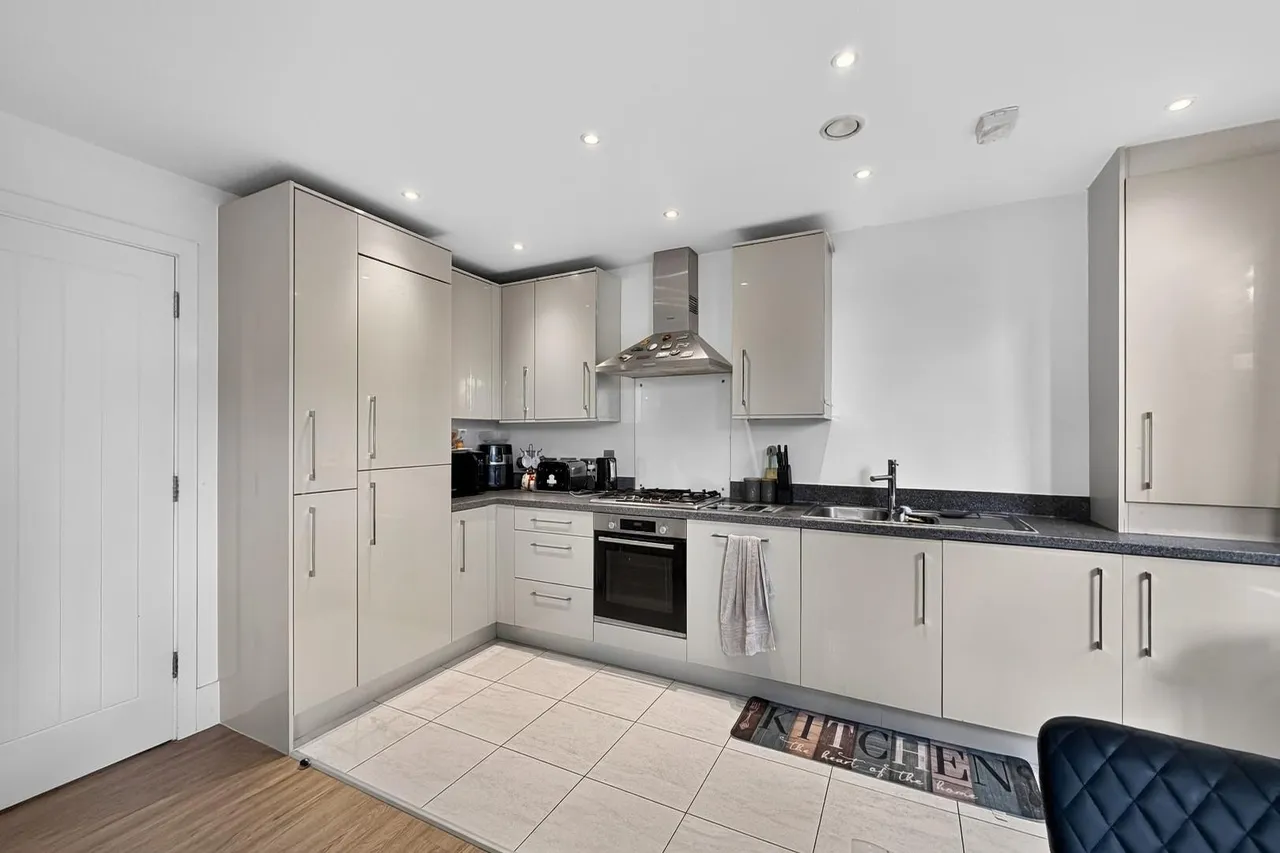 11 Etchells Road, West Timperley, Cheshire WA14 5AA, photo 6