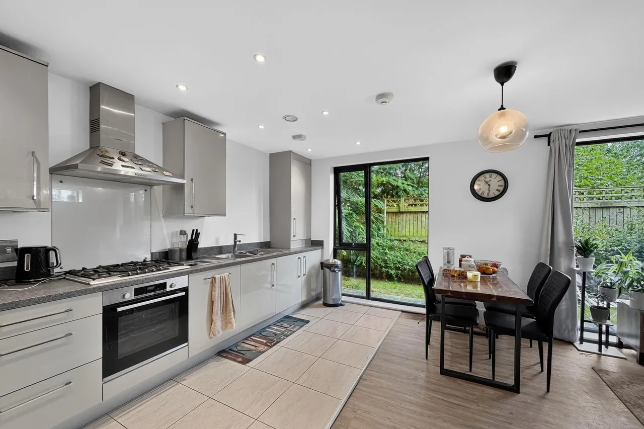 11 Etchells Road, West Timperley, Cheshire WA14 5AA, photo 7