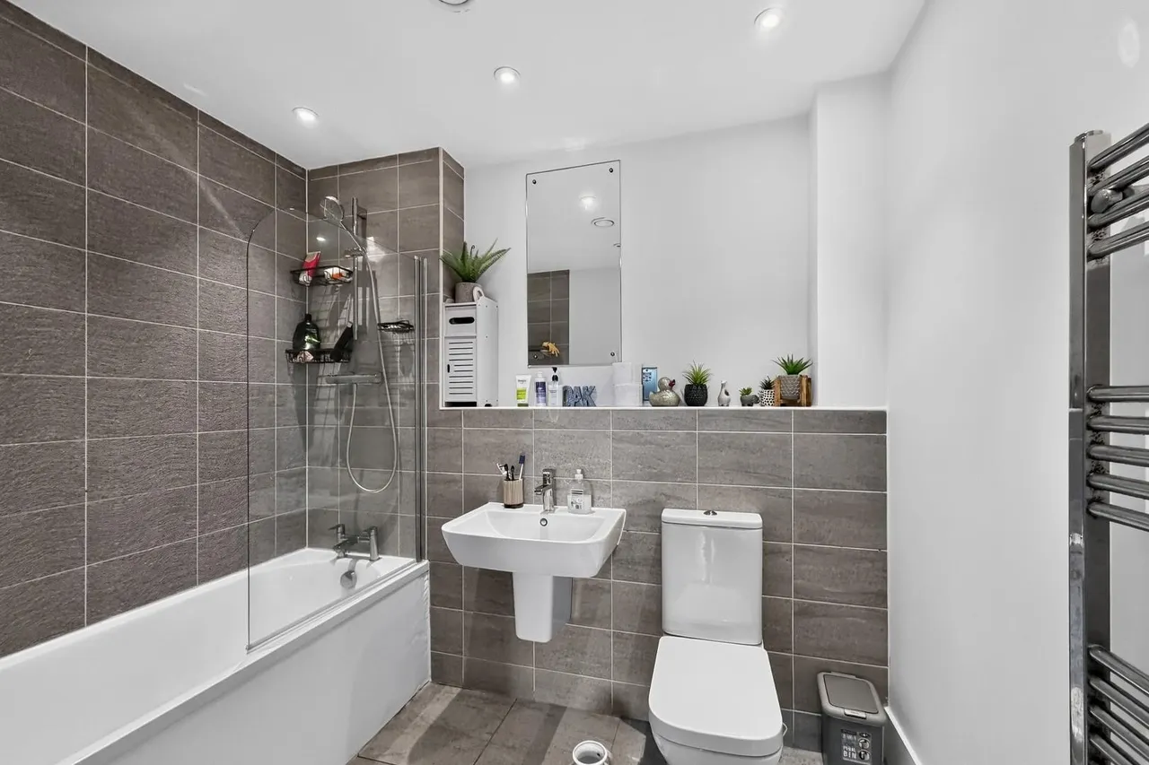 11 Etchells Road, West Timperley, Cheshire WA14 5AA, photo 14
