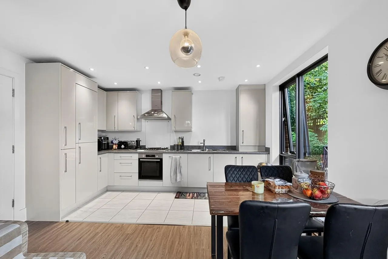 11 Etchells Road, West Timperley, Cheshire WA14 5AA, photo 5