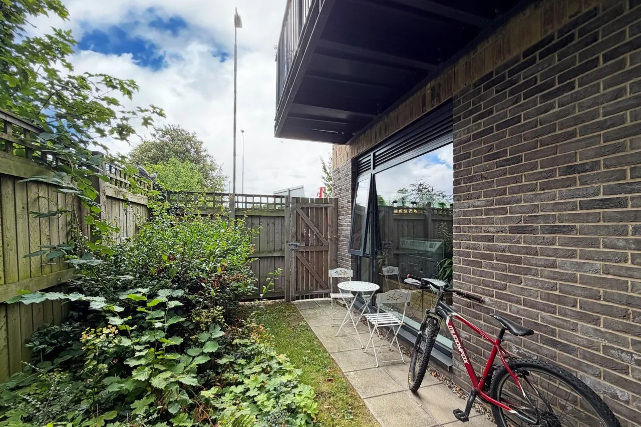 11 Etchells Road, West Timperley, Cheshire WA14 5AA, photo 9