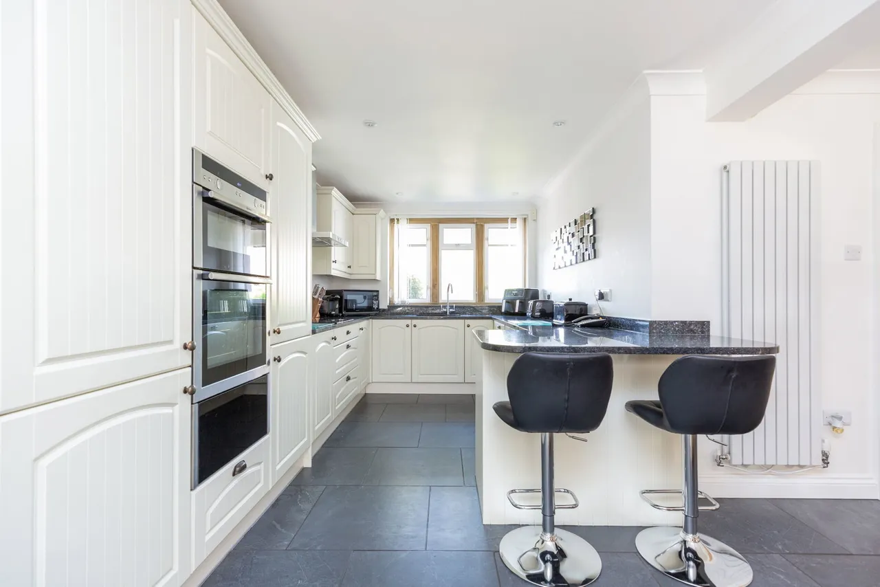 Parcroft Gardens, Yeovil, BA20 2BS, photo 6