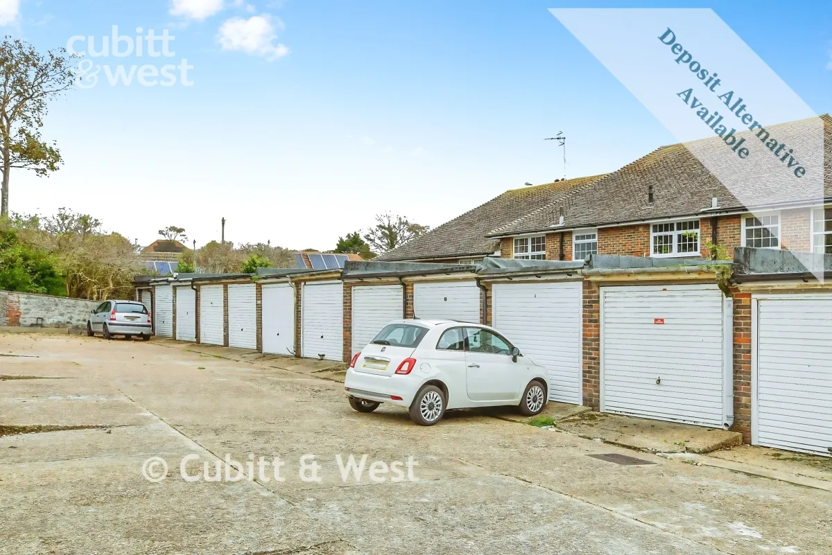 Prince Regents Close, BN2, photo 13