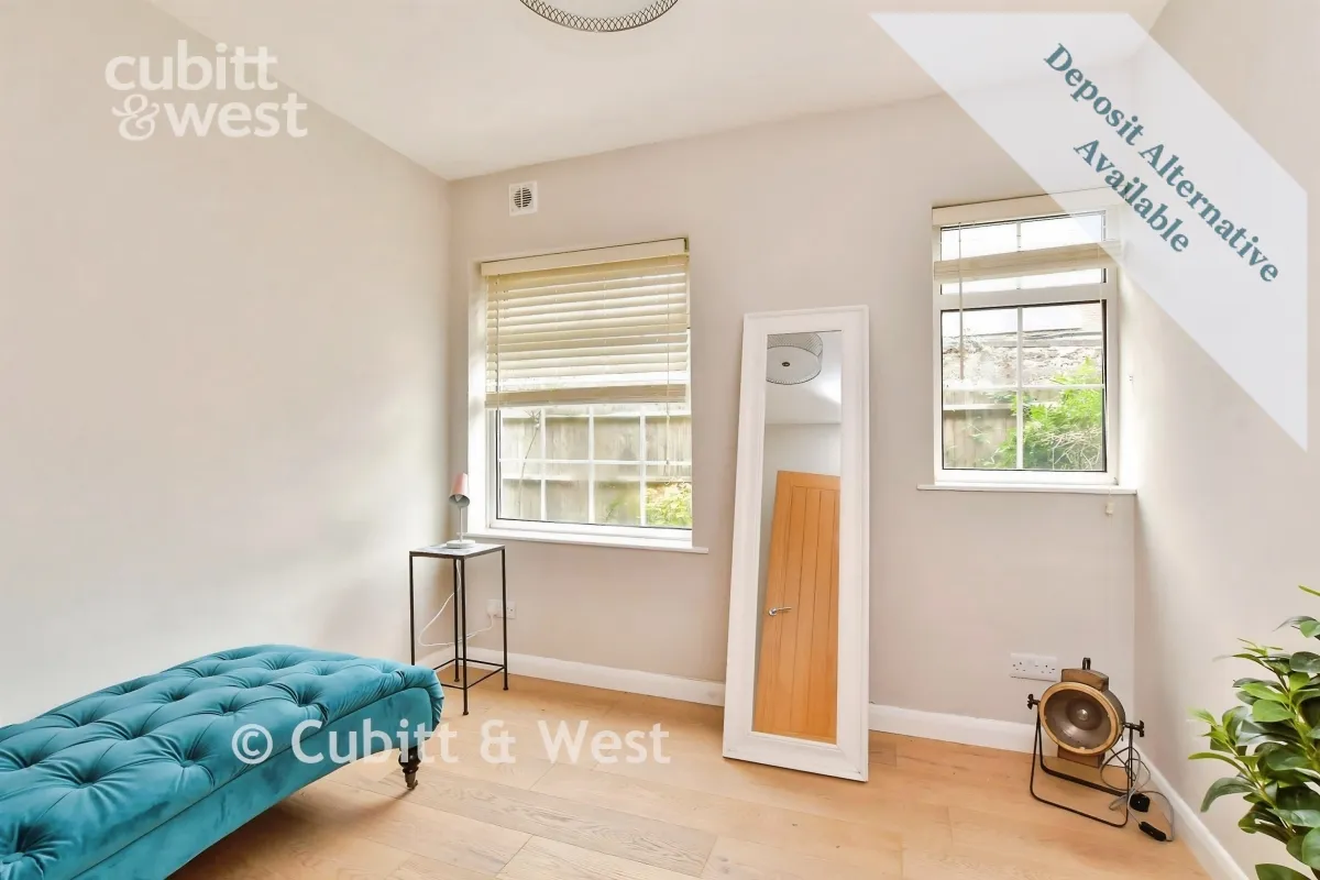 Prince Regents Close, BN2, photo 12
